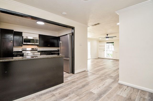 2517 Marilee Lane, Houston, TX 77057