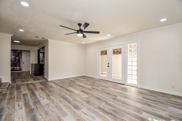 2517 Marilee Lane, Houston, TX 77057
