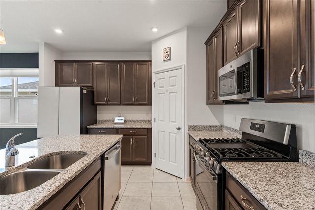 8954 CROWNED EAGLE DRIVE, Leesburg, FL 34788