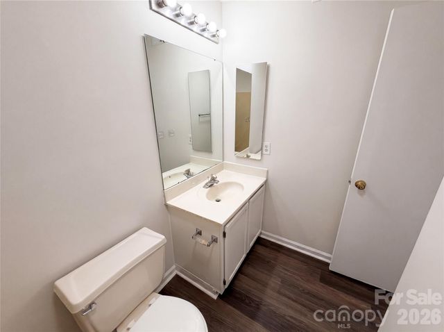 4720 Topsail Court, Charlotte, NC 28212