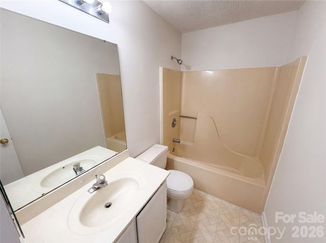 4720 Topsail Court, Charlotte, NC 28212