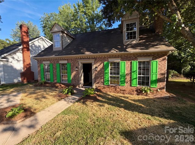 4720 Topsail Court, Charlotte, NC 28212