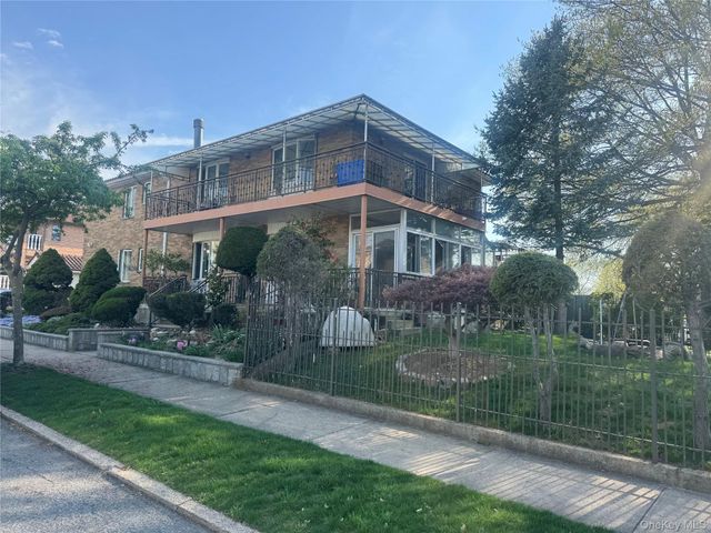 188-20 50th Avenue, Fresh Meadows, NY 11365