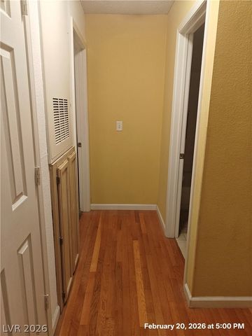2032 Bavington Drive B, Las Vegas, NV 89108