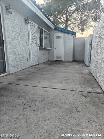 2032 Bavington Drive B, Las Vegas, NV 89108