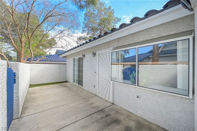 2032 Bavington Drive B, Las Vegas, NV 89108