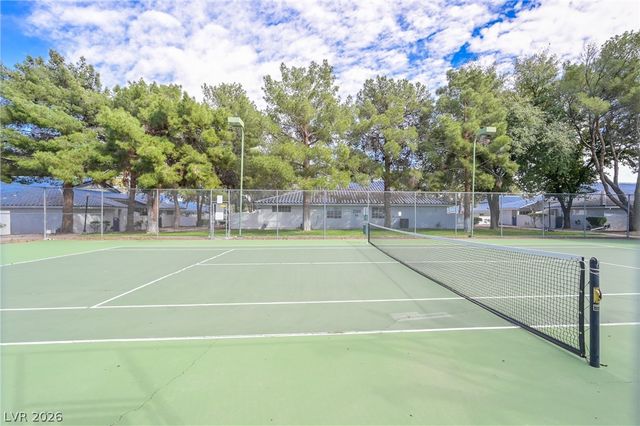 2032 Bavington Drive B, Las Vegas, NV 89108