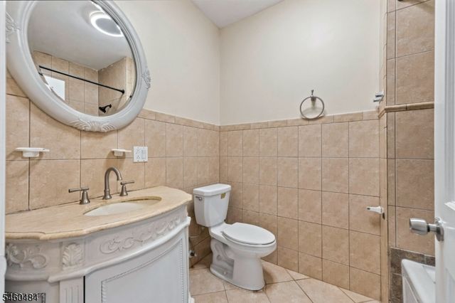 1176 Julia St, Teaneck Twp., NJ 07666