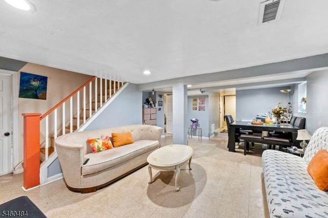 1176 Julia St, Teaneck Twp., NJ 07666