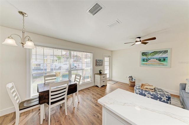 1603 GULF DR N 7, Bradenton Beach, FL 34217