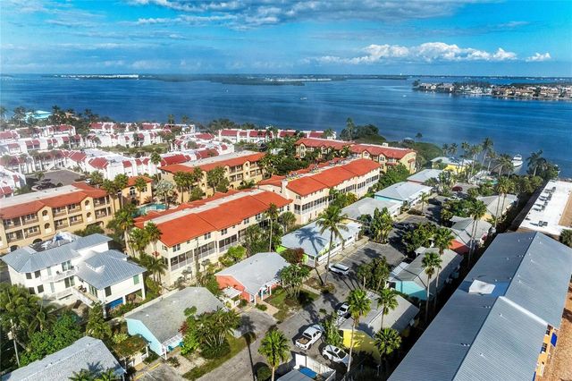 1603 GULF DR N 7, Bradenton Beach, FL 34217