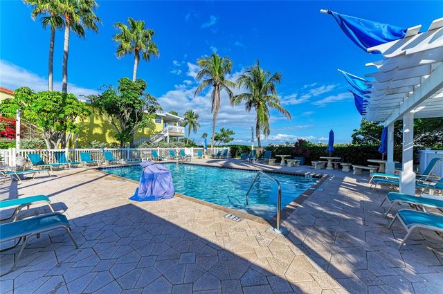 1603 GULF DR N 7, Bradenton Beach, FL 34217