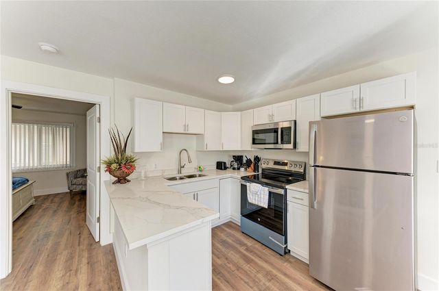 1603 GULF DR N 7, Bradenton Beach, FL 34217