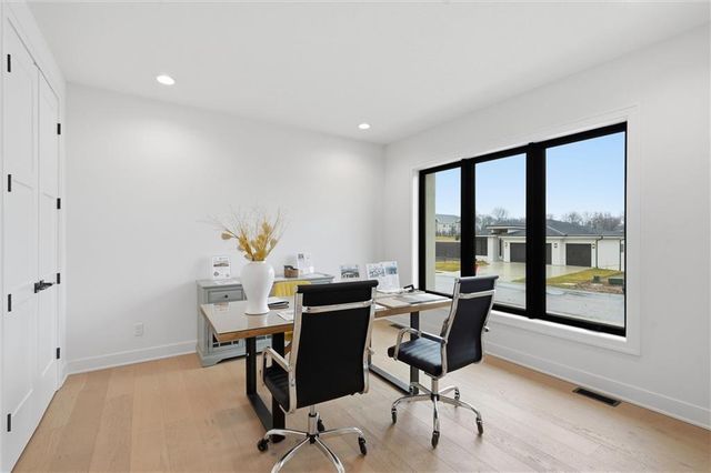 2714 NW 84th Terrace, Kansas City, MO 64154