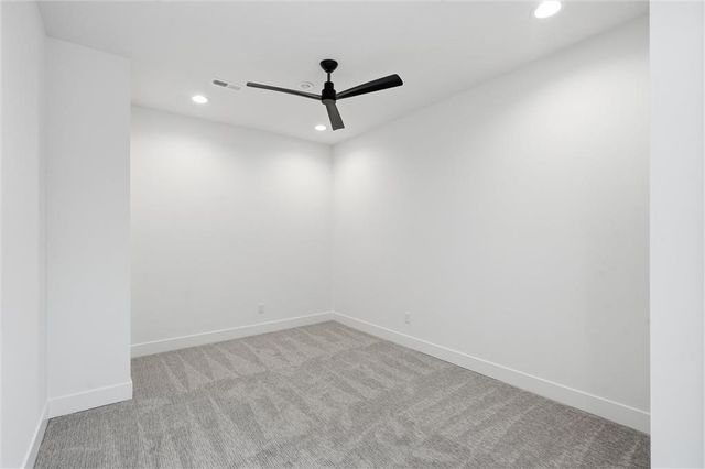 2714 NW 84th Terrace, Kansas City, MO 64154