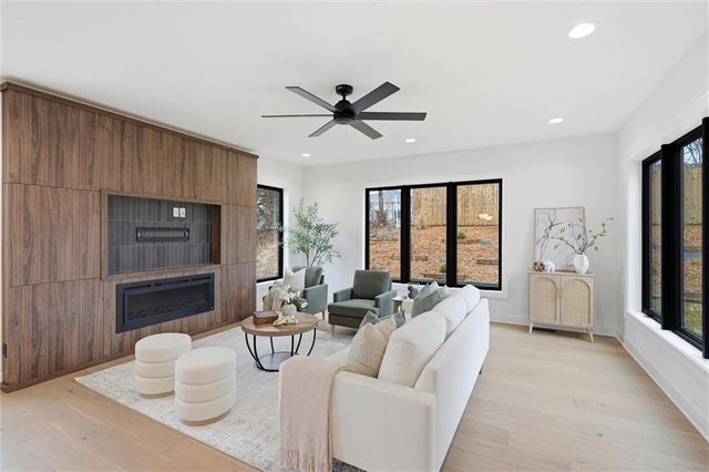 2714 NW 84th Terrace, Kansas City, MO 64154