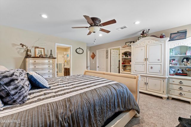 42409 W 12th Street, Lancaster, CA 93534