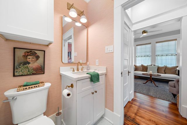 2415 37th Street, Galveston, TX 77550