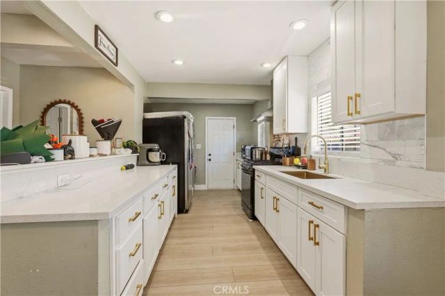 13737 Mercer, Pacoima, CA 91331