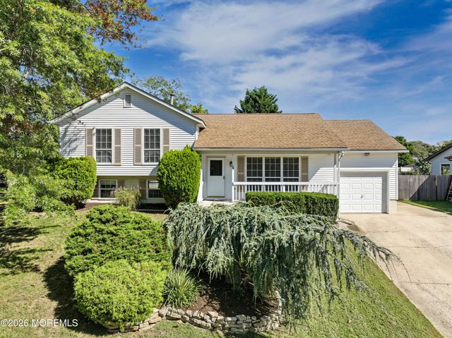 74 Cedarbrook Lane, Little Egg Harbor, NJ 08087