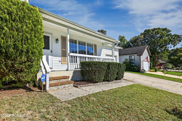 74 Cedarbrook Lane, Little Egg Harbor, NJ 08087