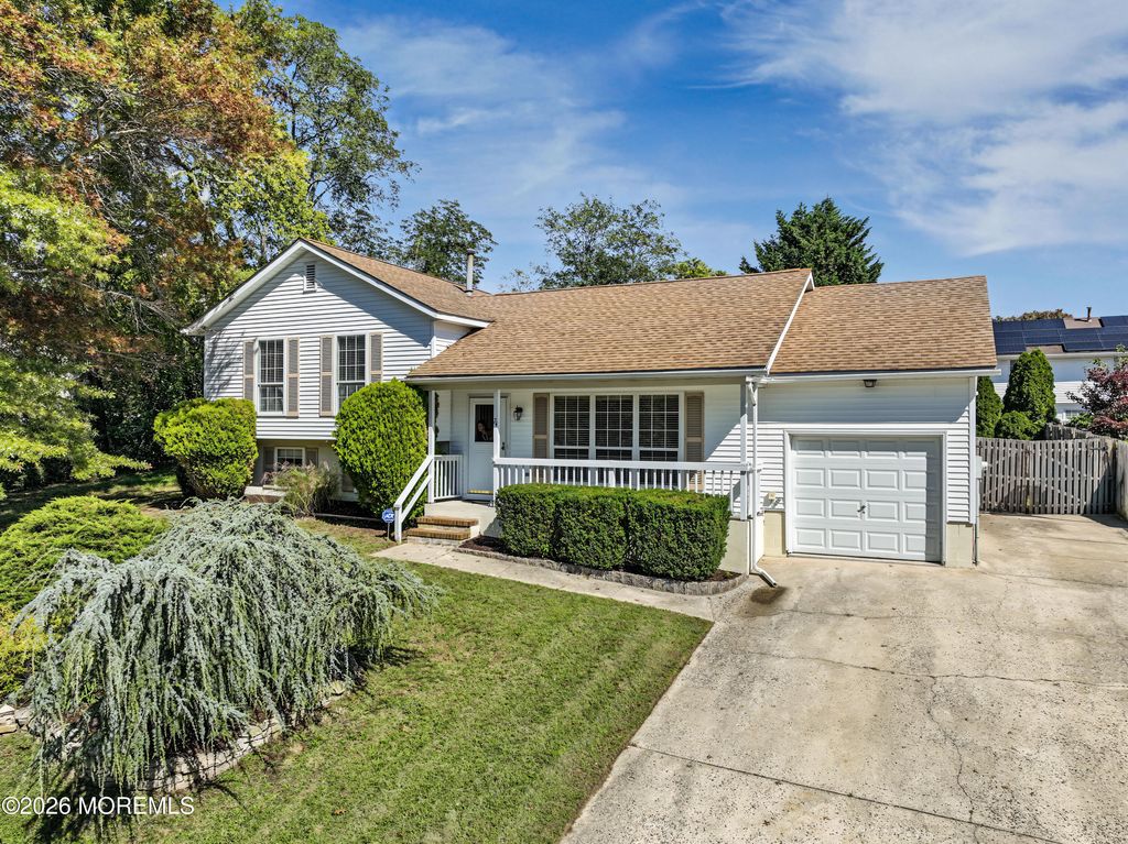 74 Cedarbrook Lane, Little Egg Harbor, NJ 08087