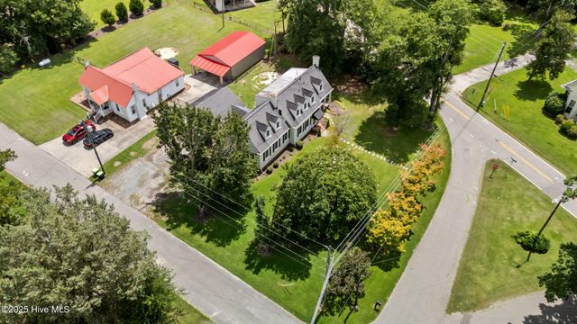 401 Goldsboro Street, Lucama, NC 27851