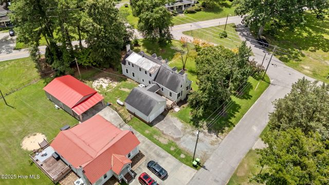 401 Goldsboro Street, Lucama, NC 27851