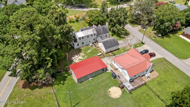 401 Goldsboro Street, Lucama, NC 27851