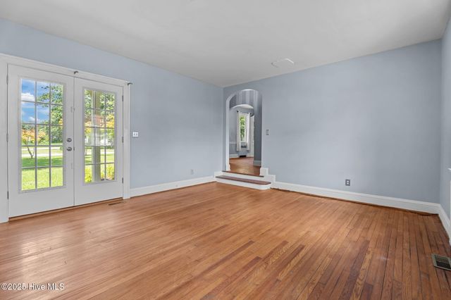 401 Goldsboro Street, Lucama, NC 27851