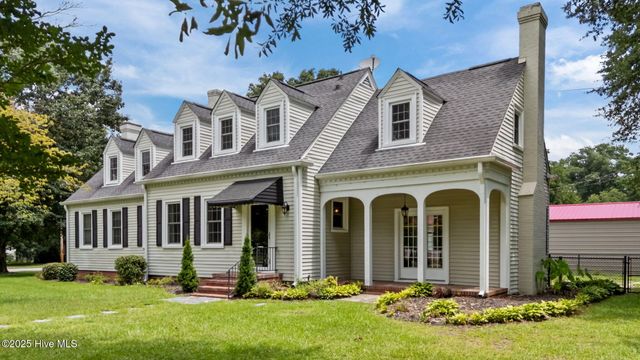 401 Goldsboro Street, Lucama, NC 27851