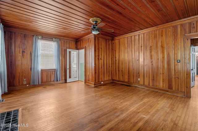 401 Goldsboro Street, Lucama, NC 27851