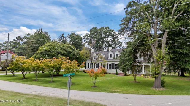 401 Goldsboro Street, Lucama, NC 27851