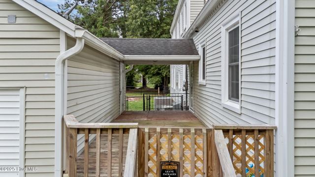 401 Goldsboro Street, Lucama, NC 27851