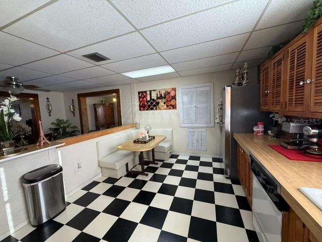 7917 RIDEOUT ROAD, Tampa, FL 33619