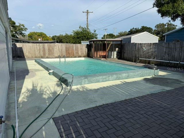 7917 RIDEOUT ROAD, Tampa, FL 33619