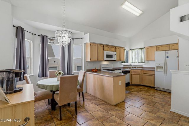 6831 DAKOTA RIDGE Drive, El Paso, TX 79912