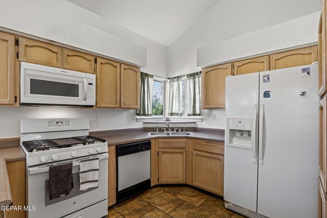 6831 DAKOTA RIDGE Drive, El Paso, TX 79912