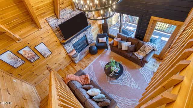 4664 Nottingham Heights Way, Pigeon Forge, TN 37863