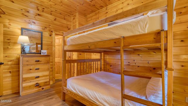 4664 Nottingham Heights Way, Pigeon Forge, TN 37863
