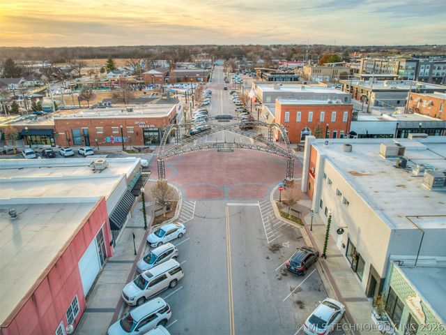 3573 E 191st Street S, Bixby, OK 74008