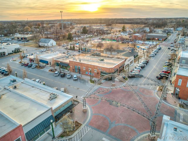 3573 E 191st Street S, Bixby, OK 74008