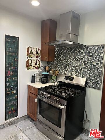 1160 W 101st Street, Los Angeles, CA 90044
