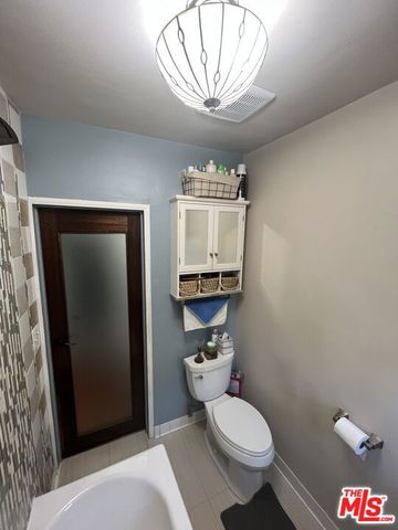 1160 W 101st Street, Los Angeles, CA 90044