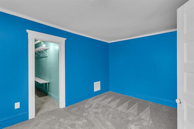 1915 E Ganson Street, Jackson, MI 49202