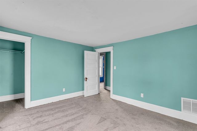 1915 E Ganson Street, Jackson, MI 49202