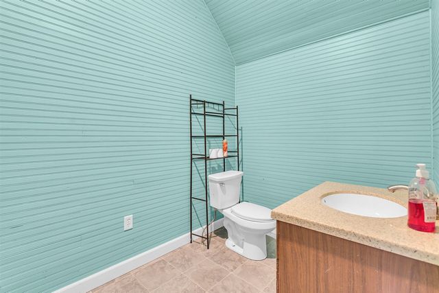 1915 E Ganson Street, Jackson, MI 49202