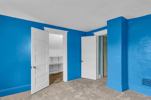 1915 E Ganson Street, Jackson, MI 49202