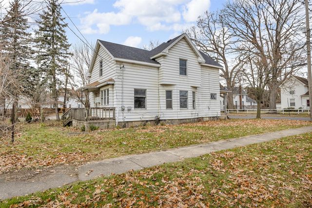 1915 E Ganson Street, Jackson, MI 49202