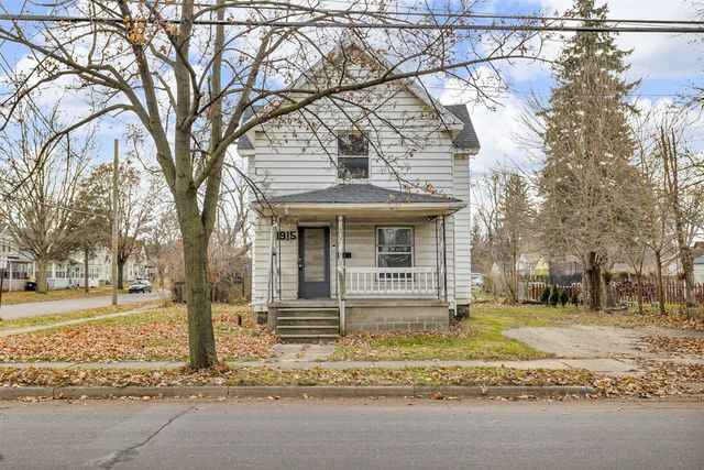 1915 E Ganson Street, Jackson, MI 49202